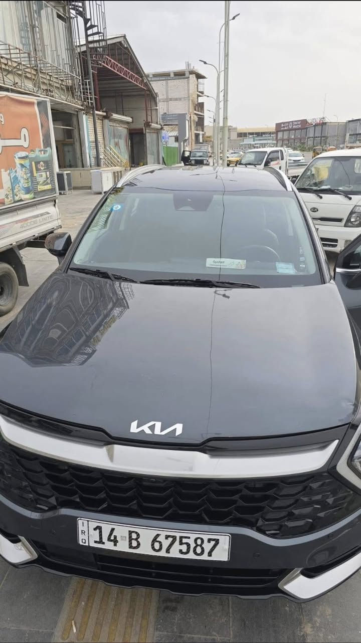 كيا سبورتج Ex مديل 2024 وارد امريكي للبيع مكينه
2500
سبوتج EX فول مواصفات عدا الفتحه
مكينه 2500
رقم بصره حره ب اسمي
ضربتها بجم تبديل بنيد ومداكر امامي
اصليات بدون صبغ
السعر 195 وبيها مجال
***********
