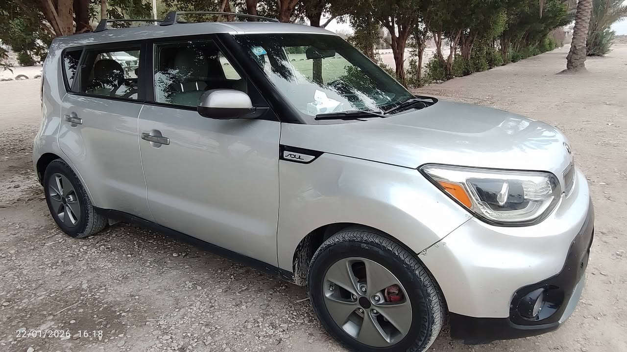 كيا صول موديل 2015 للبيع  السيارة وارد امريكي حادثها جاملغ و البنيد مبدل السيارة كلها ليبل شرط سونار مكينة1600 GDI
حدادية وتبريد وتخم تايرات وباتري ومنظومة المي والبانزين كله جديد السيارة مال جناي كاملة مكملة من كل النواحي 

المواصفات المعروفة ثلاث وضعيات قيادة ونظام اقتصادي للبانزين وتحكمات سترين وشاشة كار بلي ماشية  86الف حقيقي

 رقم بغداد بأسمي تحويل ثاني يوم   رقم انكليزي

مكاني بابل الحله 
السعر ١٢٠ وبيها مجال قليل 

للاستفسار اتصل على الرقم ***********
