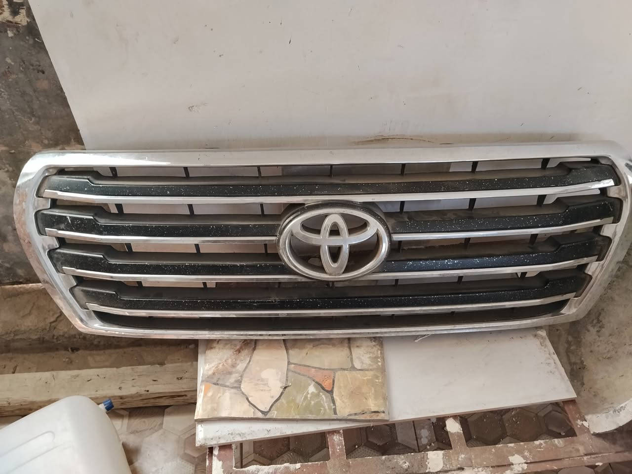 دعاميات لاندكروز للبيع بسعر مناسب للاستفسار الاتصال***********
