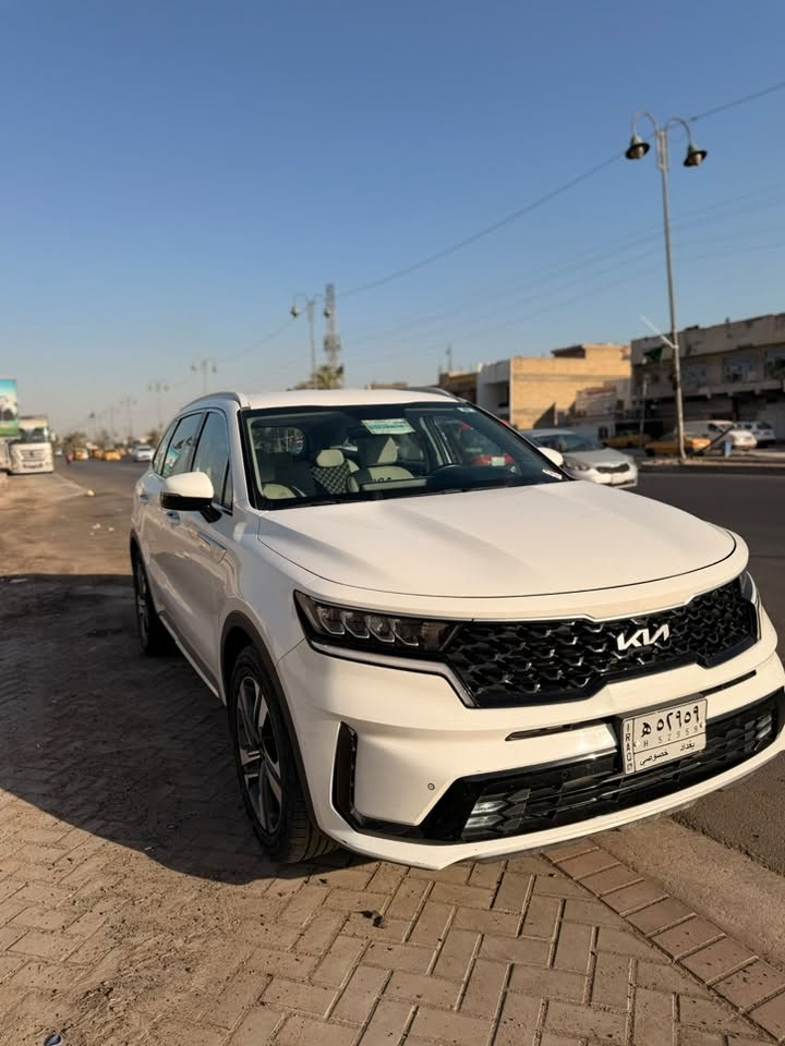 سورنتو 2022 خليجي 6 سلندر
7 راكب
السيارة كفالة عامة فول مواصفات عده الفتحة 
كشنات جلد مخمل
صندوك كهربائي
شاشة كبيرة حساسات
معروفة الفول ميحتاج اذكر مواصفاته
السيارة زيرو  ماشية 13 الف حقيقي
مكان السيارة مدينة الصدر 
***********
