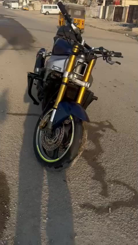 سلام عليكم دراجه كاوسكي 636 الفين 4 مراوس سلفر ونج او تي ماكس رقم لهاتف ***********
