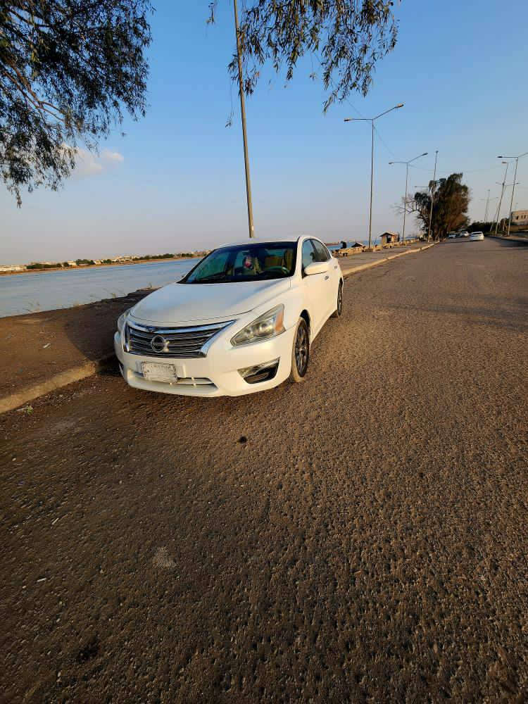 السلام عليكم نيسان التيما ٢٠١٥ فئه s وارد خليجي
لون صدفي رقم بصره اتكفل بل اصوليات
كير ومكينه وتبريد ع شرط جديد 
تخم تاير جديد لسياره جاهزه بيها قطعتين صبغ وضربه خفيفه بل صندوك بدون فتح واصل للشاصي شوف لعين مامأثر كلش فقط دحجه بسيطه وبيها ملاحضات بسيطه اكلك عليهن مكينه ٢٥٠٠ اربعه سلندر المرغوب السعر ١٠٧ وبيها مجال للطيبين مكـــاني البــصره الكزيزه 

***********
