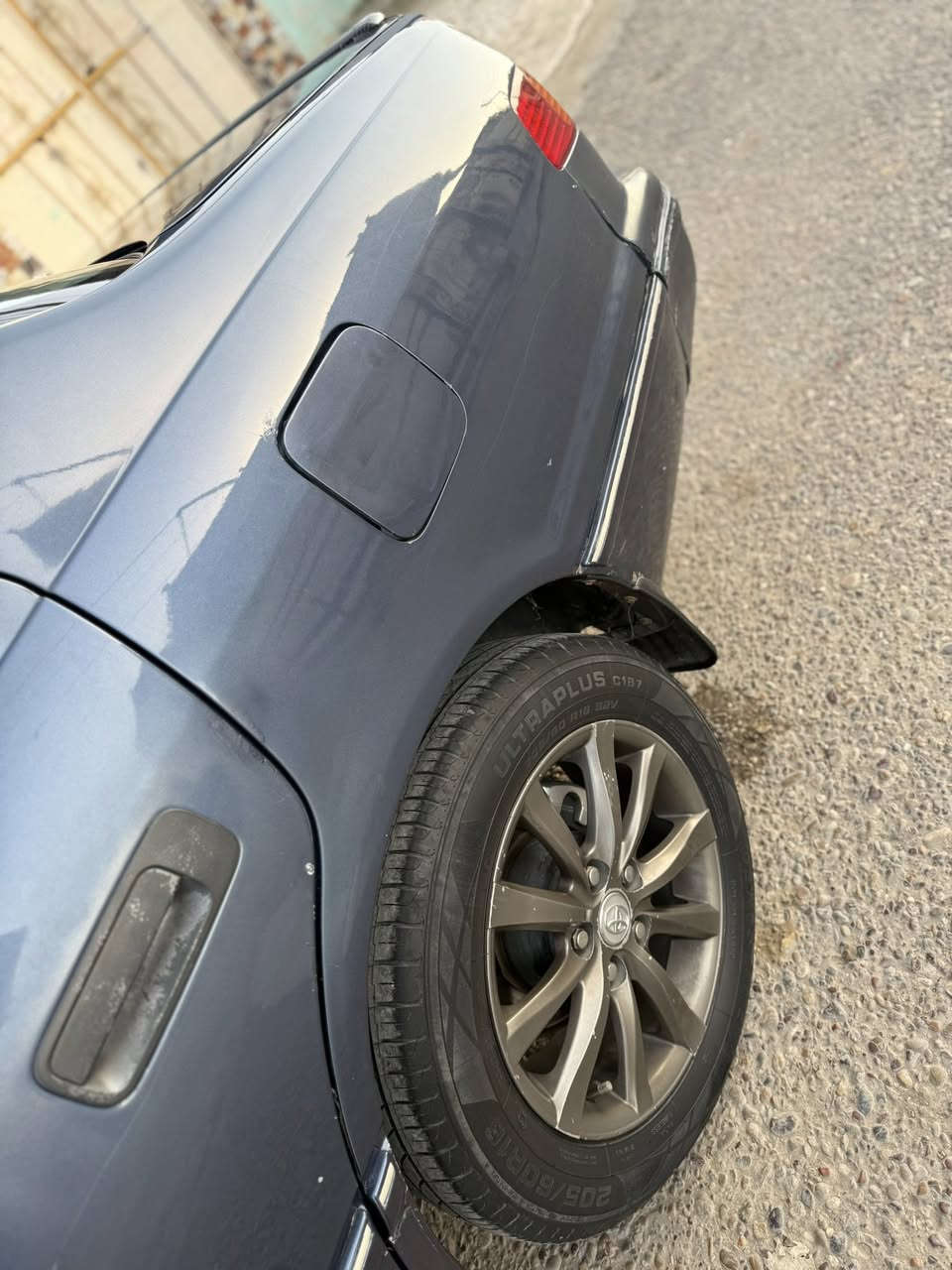 تحـيه طيبه
للـبيع 
سياره كامري 
موديلي 2002محرك ابو الكف
رقم اربيل انكليزي 
كير محرك مكفوله 
صدر امامي خلفي مكفول
كهربائيات مكفوله 
السياره خير من الله ربع مذبله كامله مكمله 
بيه فقط صبغ احزام 

مكاني صلاح الدين قضاء بلد 
اتواجد فقط على هاذه الرقم 
***********
