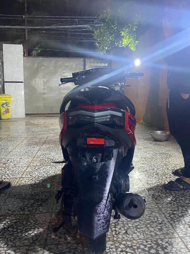 سلام عليكم
دراجه سكنز للبيع دراجه جديده لون دم غزال 

دراجه مكفوله من مكينه وكير موديل 2024 ماشيه دراجه من عده نواقص بسيطه كلش مثل ماشوف بصور  دراجه معروضه 850 

***********📞
