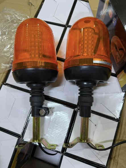 وكالة كريم العارضي 
لافتات لد رماش السعر مع البوري 20 الف 🔥
العنوآن واسط الصويرة يوجد خدمة توصيل 🚚 
***********
