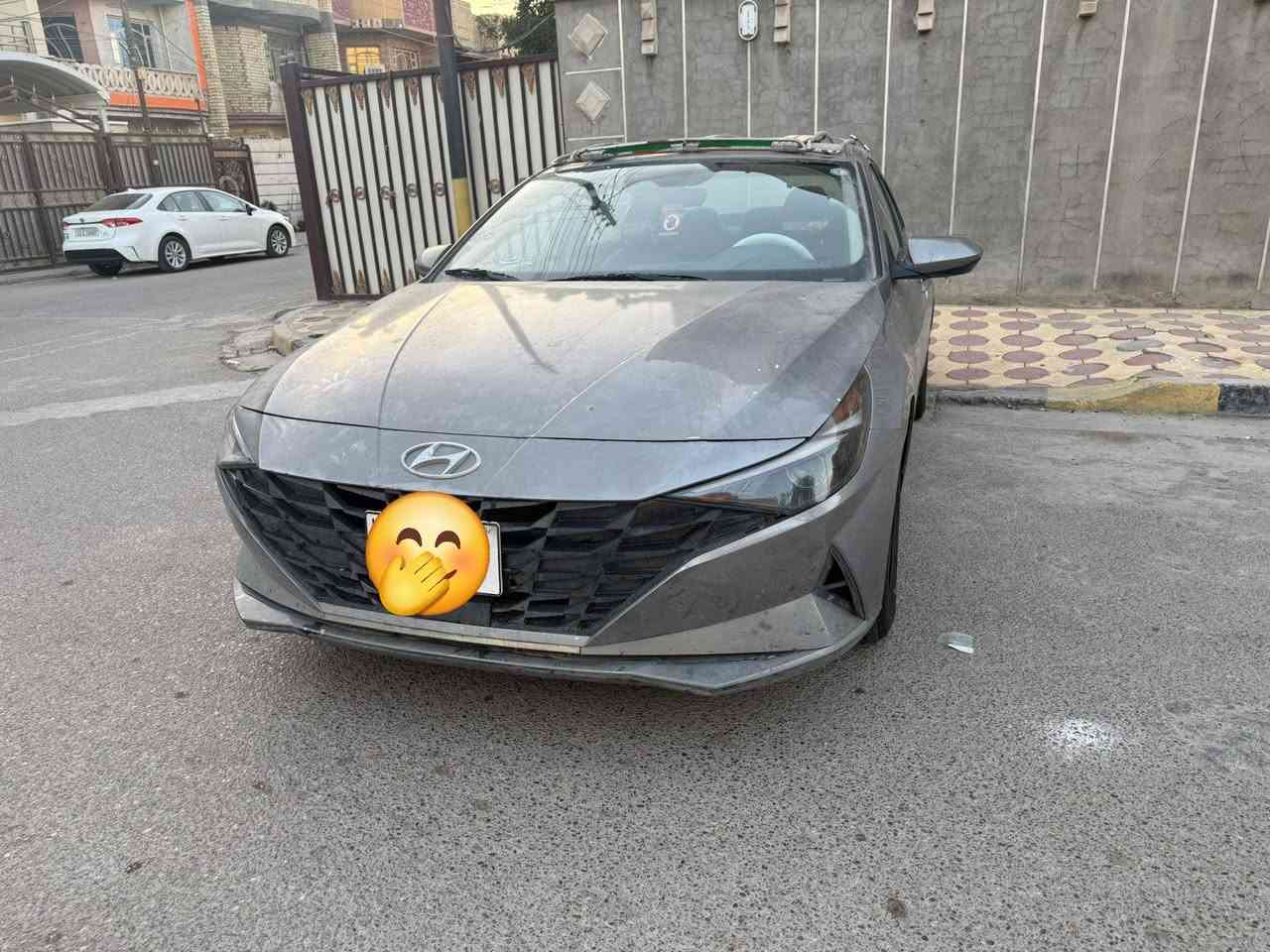 النترا 2023 وارد امريكي
 ماشيه 40 mi حقيقي
 المواصفات :
 بصمة  
تشغيل عن بعد 
فول تحكم استيرن
 مود درايف 
 اوتو بريك
 اوتو ستارت 
 مانع انحدار  رادارت
 رادار نقطة عمياء
 شاحن وايرليس 
اوتو هولد
محرك ٢٠٠٠ دوش
 شاشه ديجتال

الحادث موضح بالمنشور بدون دواخل شرط سونار 

سياره جمبازيه تخبل وجاهزه من كل النواحي 
 العنوان بغداد حي الضباط

للتواصل  ***********
