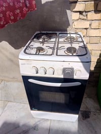 طباخ • شغال • الاسكان الصناعي