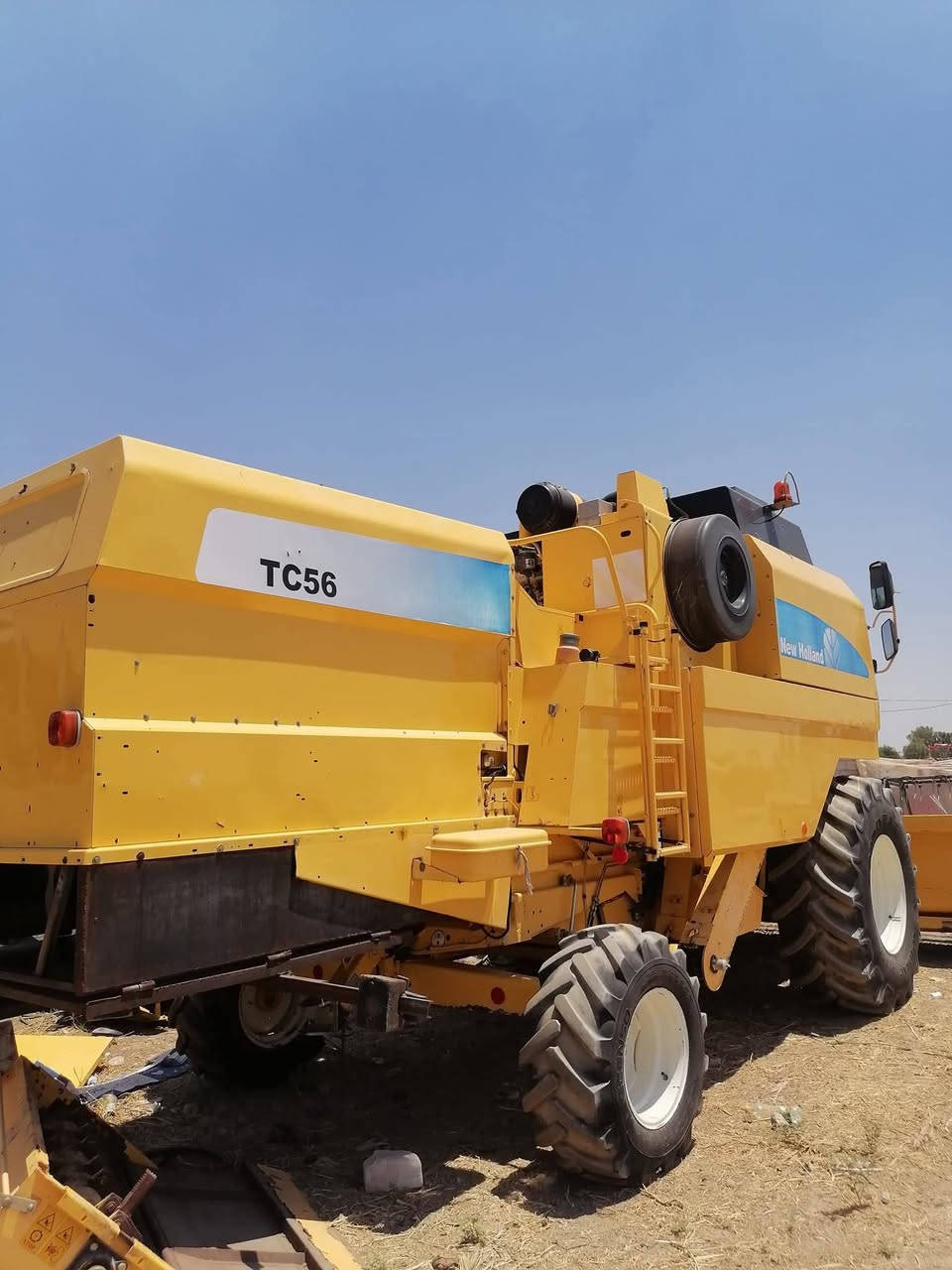 اسلام عليكم حاصده البيع موديل 2006حاصده عله وضع شركة طبله 17بلاديه معمل خير من الله محرك وضع شركة رقم تصل مكلف بل نشر ***********
