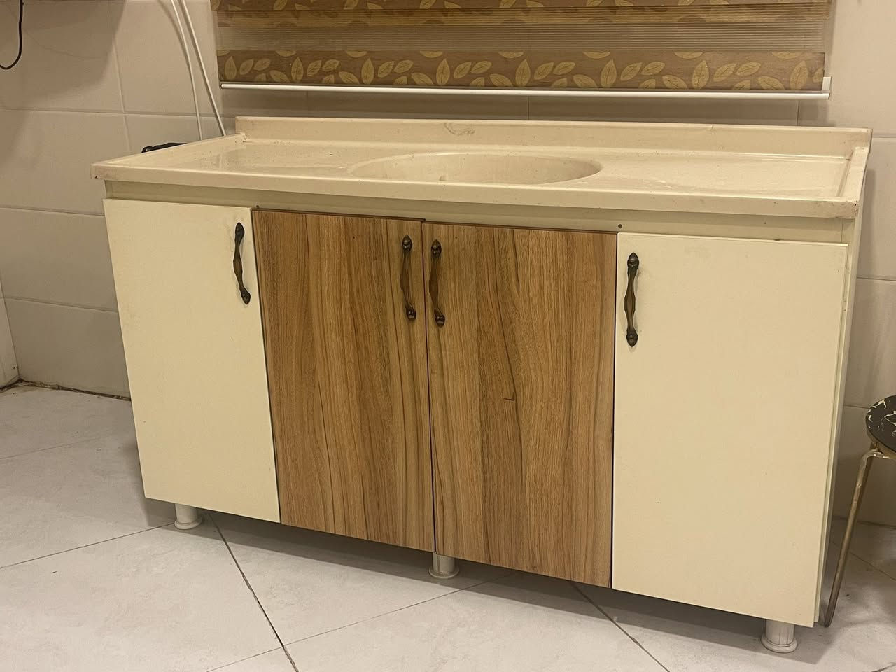 للبيع نضافه ١٠٠/١٠٠. السعر ٩٠٠وبي مجال


**إذا كنت صاحب هذا الإعلان وتريد حذفه لأي سبب، رجاءا أرسل رسالة إلى الدعم الفني**