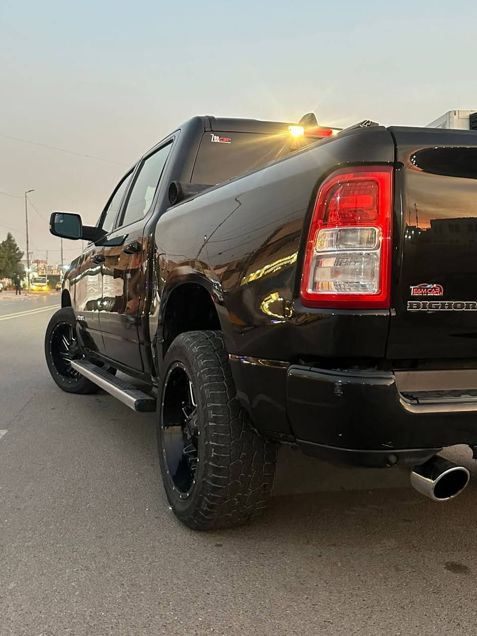 السلام عليكم 
مكلف بالنشر 
بگ هورن موديل ٢٢ باب طويل بغداد شارع فلسطين سعر ٢٨.٥٠٠ ماشي ٥٠ الف حقيقي 
***********
