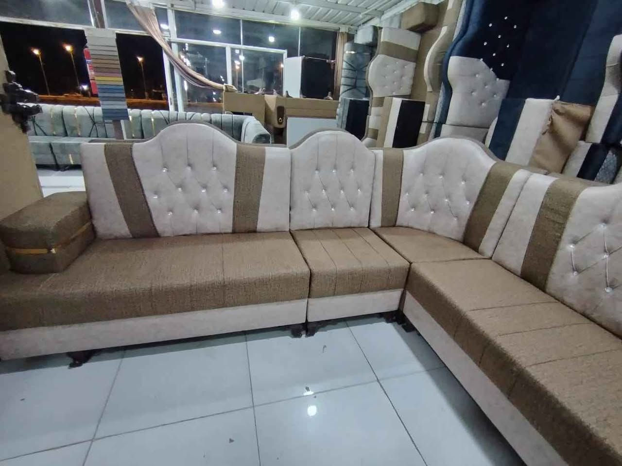 دواوين ستندر حرف L وحرف U متوفر اكثر من موديل أشتغل ع المتر العنوان العزه القديمه قرب التارتان ع الدجيلي للأستفسار *********** واتساب دهل اوران, واسط
