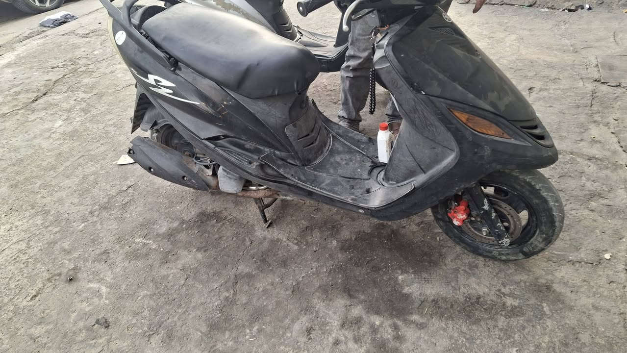 السلام عليكم دراجه ماكس للبيع سعر 300 وبيها مجال وكاله بغداد الدولعي دراجه حلوه ما بيها اي نقص وهذا رقم تلفوني ***********
