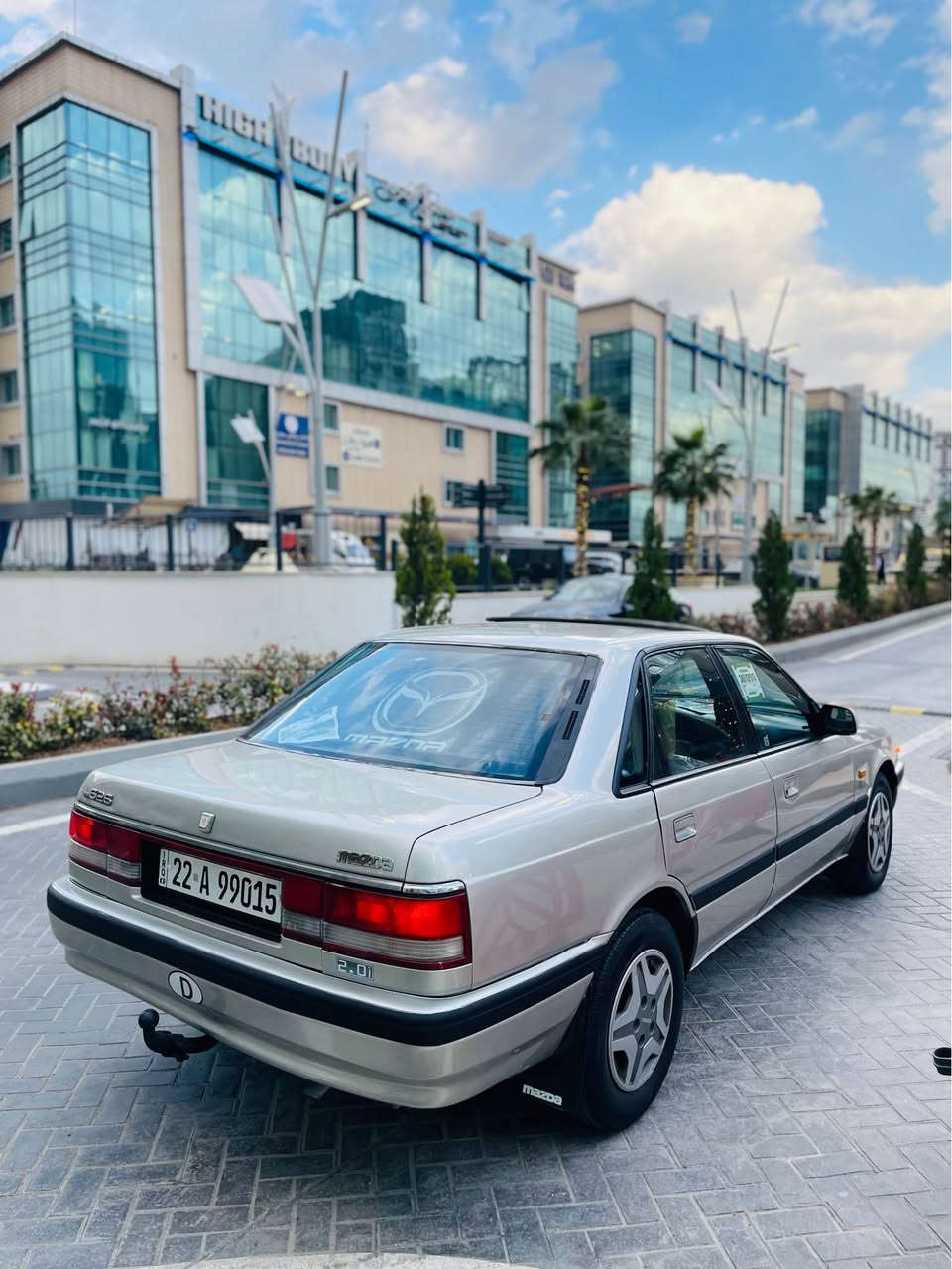 سلاو هاوادارانى مازدى ٦٢٦تاقانى هموو عيراقم بؤ هيناوم 
مازدى نمونو تاك مول مواسافاتى مؤديلى ١٩٩٠مه كينه٨به خ
سياره كه شيانى باس كردن نيه خؤى وسفى خؤى داكا بى ليدرانه عامم كردؤته وه بؤ جوانى باناوى خؤمويه سناوى ٢٠٣١كه هموو جيانى به شرت بؤ زانيارى زياتر *********** Singapore
