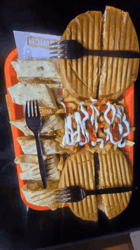 بركر اليوناني عروض تخفيضات مستمره اليوم العرض على وجبه زي بوكس تحتوي ع...