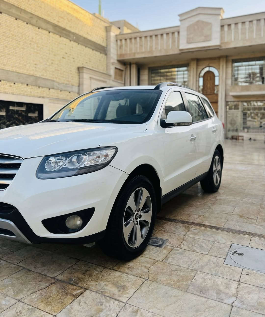 السلام عليكم 🔥😎 بيع مراوس شنو عندك نزل 
هونداي سنتافيه خليجي مقدس 2012 

رقم بغداد تحويل مباشر ب اسم المشتري 

كفاله من الصبغ والضرر سونارها ب اسفل المنشور 🔻

عداد المسافه 176 الف 

المواصفات 🔰
محرك V6 
بصمه ابواب وتشغيل 
تحكمات ستيرن 
شاشه اندرويد 
7 راكب 
كشن السائق كهرباء 
داخل بيجي مخمل 
فتحه سقف 
3 قطع تبريد 
اشاير ب المري 
ويل كروم
وبعد بيها مواصفات 

 📍 مكان السياره / بغداد الكاظميه 

📦لمعرفة السعر اضغط على رقم 1 في التعليقات 👇🏻✉️
📞 ***********

📞 ***********
