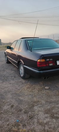 ٧٤٠i • ١٩٩٣ • بدون صبغ