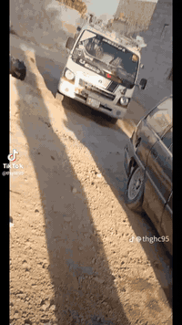 سلام عليكم سياره قرده لبيع مديل 2001كلاب سياره كلاب سياره مكفول شاصي مكينه ستوه  مجفته كير حداديه تخم تاير دوشمه كله جديده شوفت عينك وتجي تفحصه وتريه وين ميعجبك وسياره بسمي سنويه 29يهله تصقط ستوني مجدده  مكاني نجف شراي يتصل ***********
