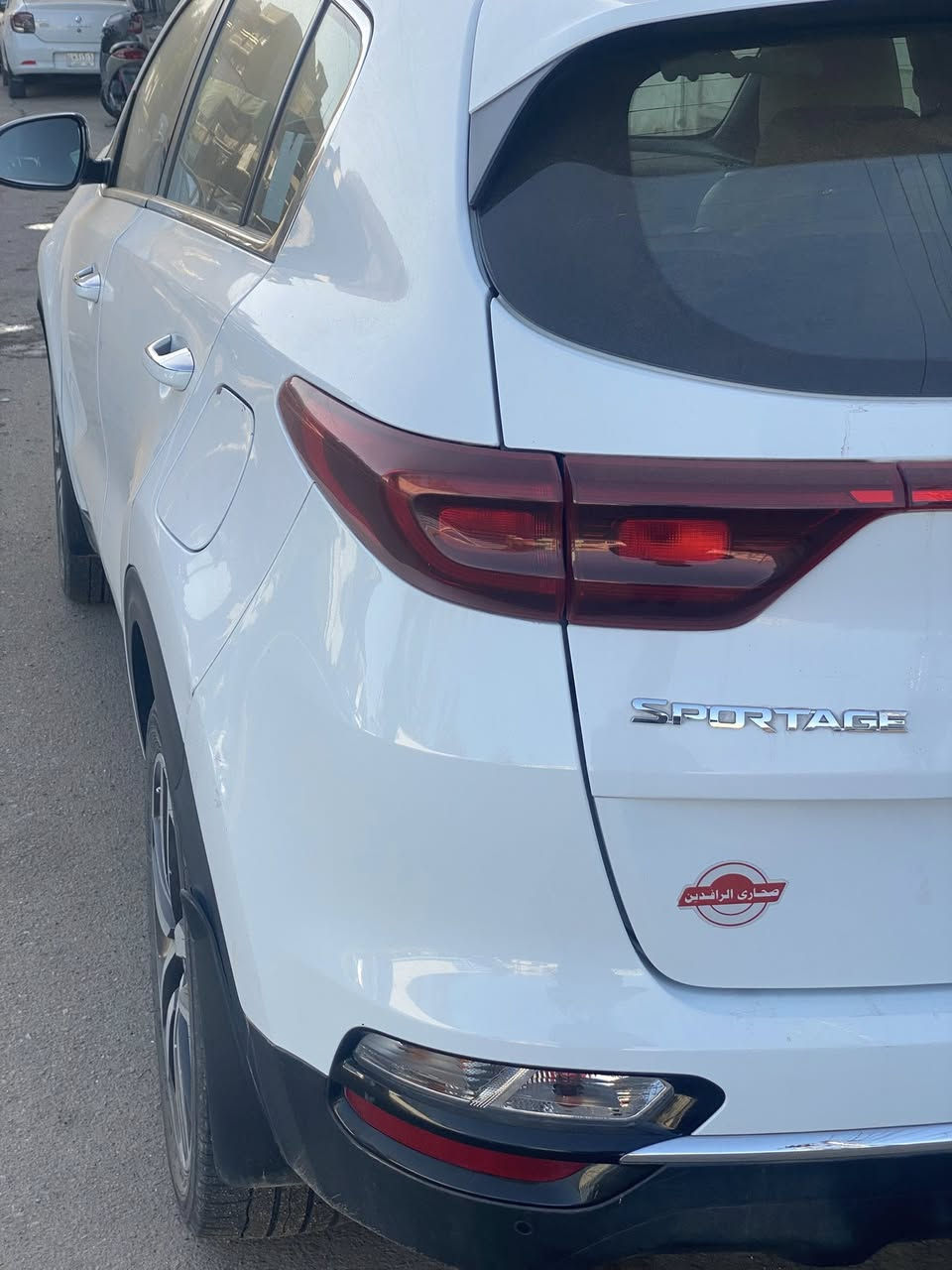 سلام عليكم
اخوان للبيع أو مراوس حسب القناعه  
KIA :SPORTAGE
السياره وارد خليجي 
بيه ملاحضات بسيطه  
المشه مالته 142900km
السياره رقم بغداد بأسمي 
يعني تحويل ثاني يوم السعر خاص 
رقم الهاتف 
1-***********
2-***********
