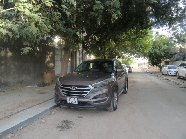 السلام عليكم

هيونداي توكسان 2017 للبيع

رقمهه بغداد الجديد

ثلاثانضمه اقتصادي و عادي و رياضي

محرك 2000gdi اني ادير بانزين عادي بدون ادفانس

كير مكينه مكفولات 

منضومه تبريد جديده

كرسي الساءق كهرباء وشاشه وكامره وحساسات خلفيه

الحادث موضح بلصور ولبيع شرط الفحص

السعر 140ورقه وبيهه مجال بسيط 

للاستفسار ***********

خاص مامتواجد
