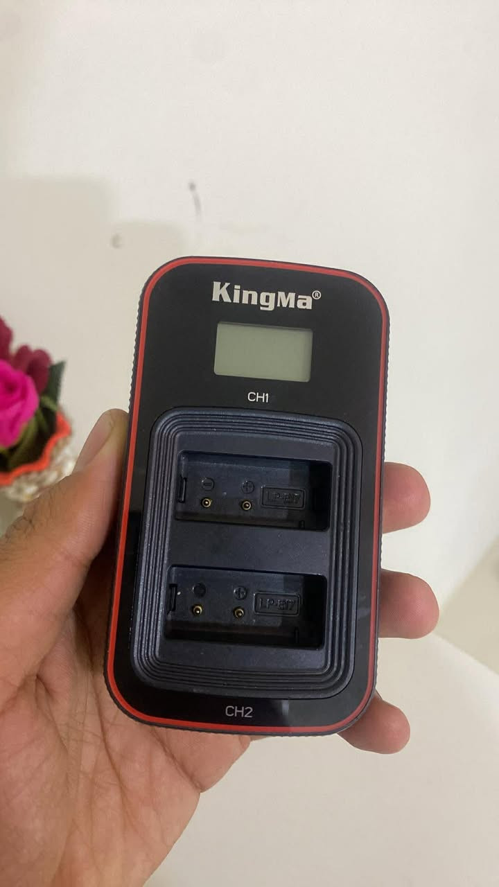 للبيع بدي كانون R8 مع شاحن إضافي وبطاريتين الكامرة نظيفة 100‎%‎ غراضهة كاملة إستعمال قليل جداااا السعر مليون و150


**إذا كنت صاحب هذا الإعلان وتريد حذفه لأي سبب، رجاءا أرسل رسالة إلى الدعم الفني**
