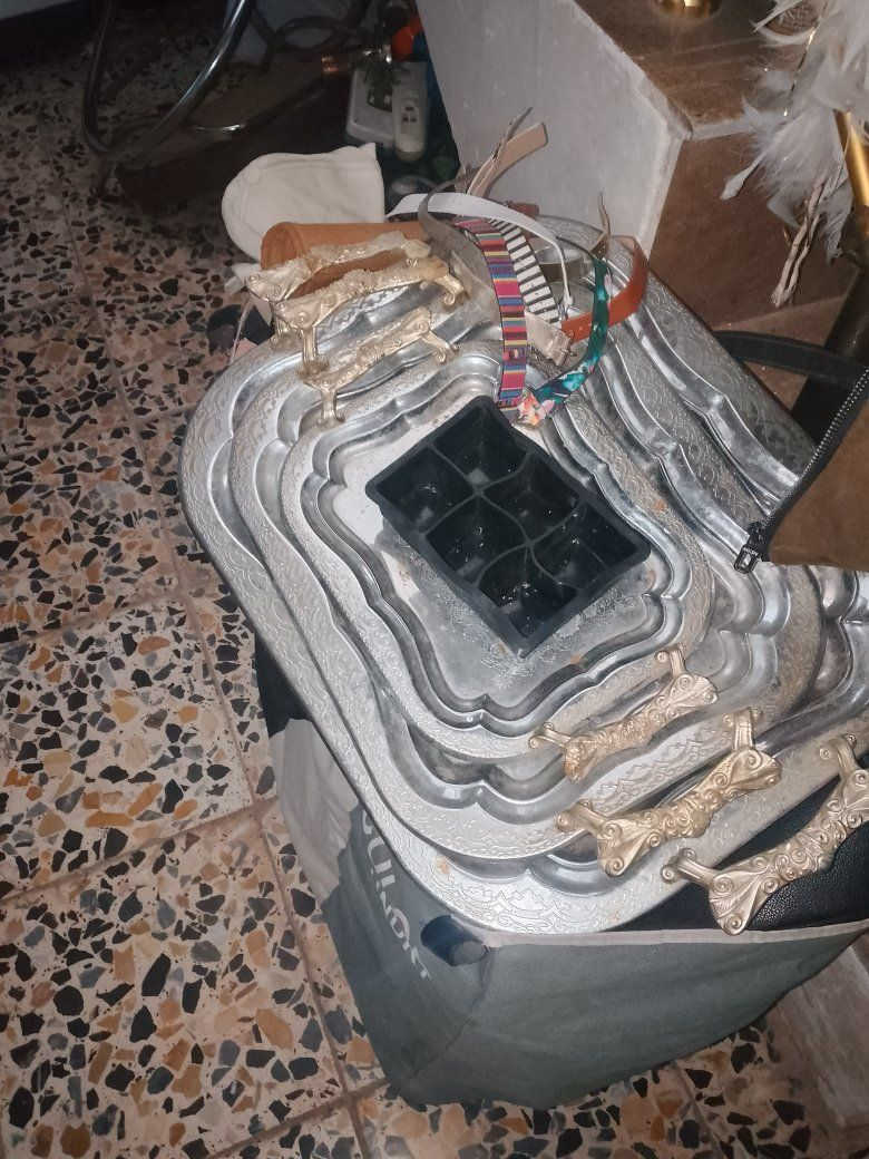 بسم الله الرحمن الرحيم 
غراض للبيع كلهن10000


**إذا كنت صاحب هذا الإعلان وتريد حذفه لأي سبب، رجاءا أرسل رسالة إلى الدعم الفني**