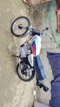 ٤٥٠ • دراجة