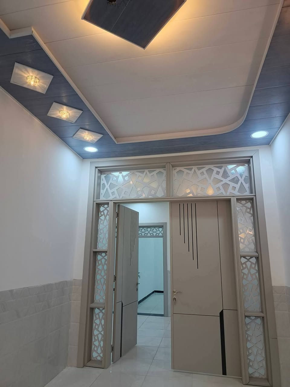 دار للبيع المساحه 150 متر مطلوب سكان
العنوان حي زهراء مطلوب بليد ٣٥ ومطلوب اسكان ٣٣
***********
