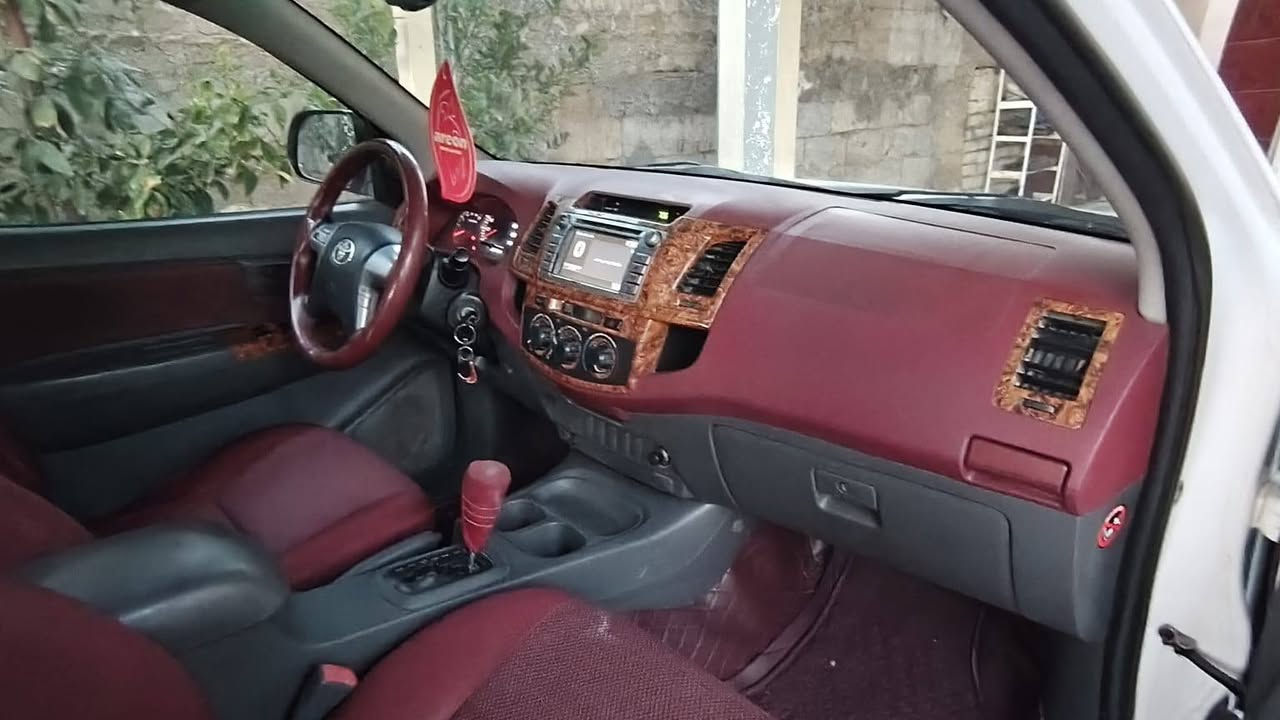 سلام عليكم للبيع بيكم تيوتا موديل 2015 رقم بغداد انكليزي سنويه بسمي سنويه مجدده تحويل مباشر كير اوتماتيك شاصي ١٩ كويتي السياره مكفولة عده بيه بنيد مبدل بلادي بدون دواخل شرط والسونار بل منشور بيه بارد مكانين كير مكينه ما مفتوحه شرط  صدر امامي وخلفي جديد تخم تاير جديد تبريد ثلج دوشمه جديده داخل ماروني ارضيه جلد تحكم استيرن اشاير بل مري ماشيه 227 الف حقيقي سياره جديده ومال جناي السعر 213 & و بيه مجال للشراي قليل رقم الهاتف
***********
***********‏‏‪ 📞
