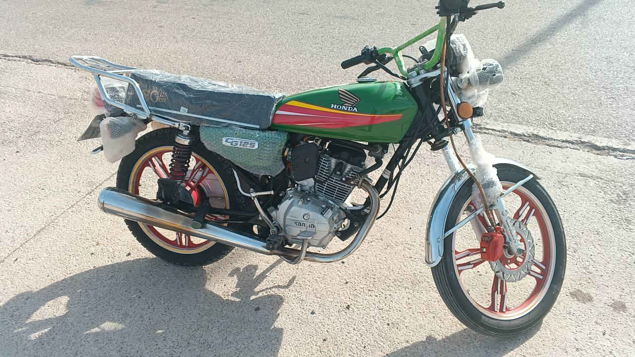 بۆفرۆشتن مەکینە 150 گێڕو
 مەکینە بەشەت نرخیی500هەزارو مەعامەلە***********                                      *********** السليمانية, العراق
