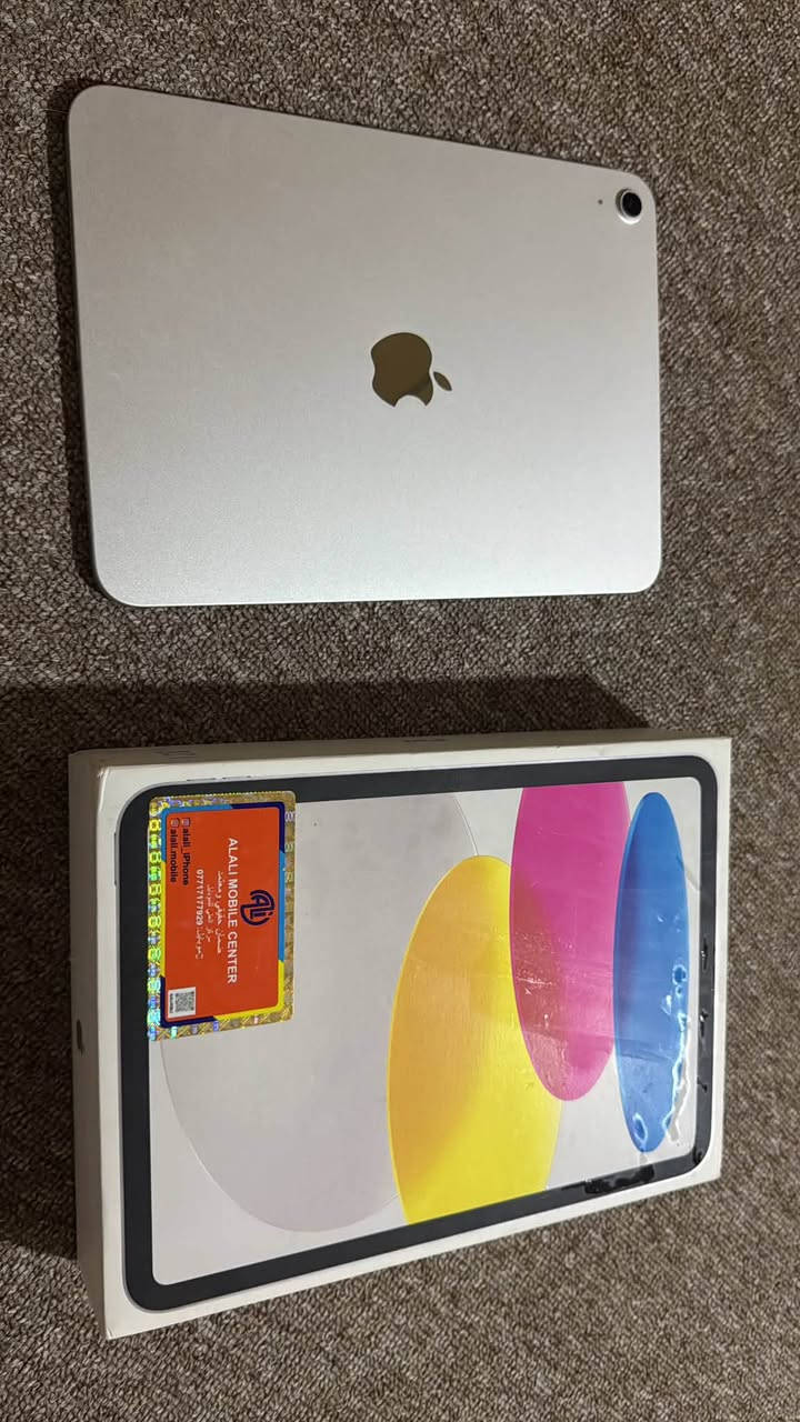للبيع iPad A16 (128GB)
*  السعة: 128GB
*  صحة البطارية: 100%
*  عدد دورات الشحن: 4 فقط
*  الجهاز جديد وما مستخدم 

 الموقع: البصرة - جبيلة
 ما عندي توصيل (الاستلام يدًا بيد)
سعر 510 الف 

 للتواصل: ***********
