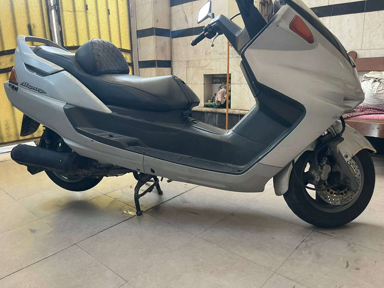 سلام عليكم ماجسته نضيفه مابيها أي نقص مكاني بغداد حي الاعلام السعر 600
***********
