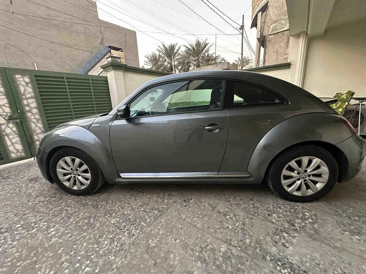 بيتل 2019
حادثها موضح بلسونار المرفق 
ماشية 115 الف كيلو
محرك 2000 تيربو 
بغداد باسمي 
السعر 127 ورقة بيها مجال 
مكان السيارة بغداد 
للاستفسار الاتصال ع الرقم 
***********
