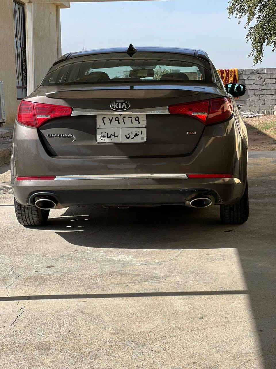 سلام عليكم
للبيع كيا اوبتما ٢٠١٣ 
مكينه ٤٢٠٠ 
أمريكيه داخليه كلين وهنا بالعراق صار بيها جاملغ خلفي ورشت الباب وياه تحديد لون بدون ي دواخل شرط الفحص 
كير مكينه تبريد حداديه صدر تخم تاير جاهزه السياره من كل نواحي 
مواصفاتها كشن كهرباء 
وكشن تبريد تدفئه 
تبريد قطعتين تحكم جهتين 
وحساسات اماميه وخلفيه *********** 
شاشه كبيره كامره دواره 
السعر ٩٨ وبيها مجال
