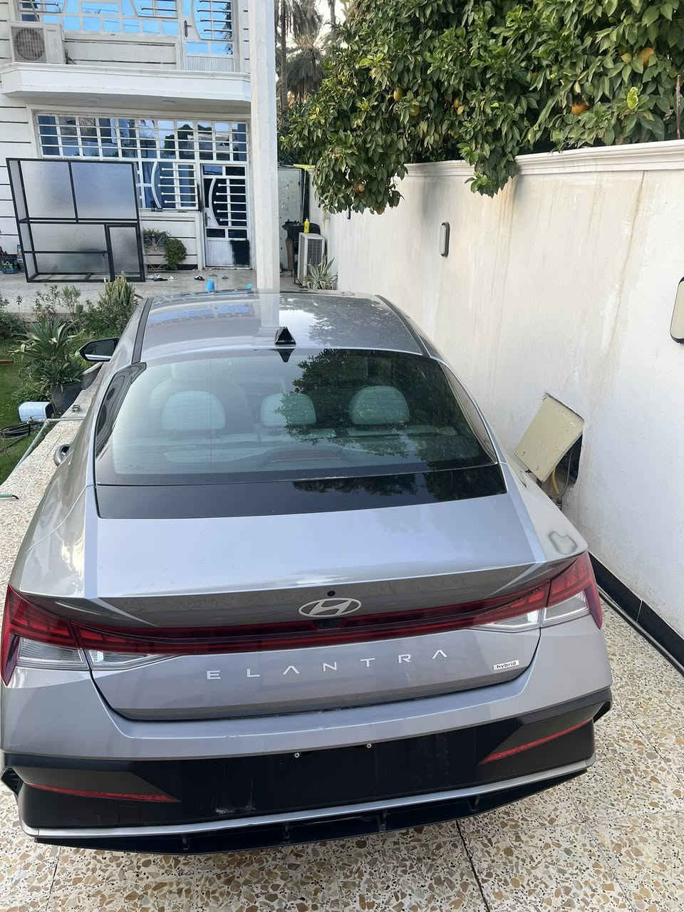 سلام عليكم
الانترا امريكي ٢٠٢٥ فول مواصفات للاخير دخول جديد 

حادثها مثل ما موضح
يرباك بس الدركه 
ماشيه ٢٢ الف
سياره باسمي رقم جديد 
مكاني بغداد تاجي 
رقمي ***********
رايدها ب١٧٠ وبيها مجال شباب لي ميعجبه السعر تكدر تكلب المنشور لنو سياره دخلتلي جديد
