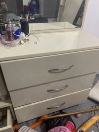 كركوك بنجاعلي • ميز تواليت • ٢ كومدي