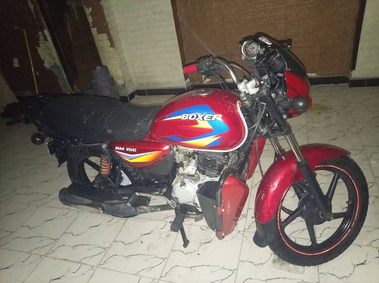 بوكسر رقم سنويه بغداد ٢٠٢٠ داخله بالواحد وعشرين تحويل ثاني يوم دراجه نضيفه كولش مكينه خرسه لاصرف ولا بخار ناعمه كلش شلعه معدل خير من كهربائيات فول شغال اشاير دبل اشاره عالي ناصي سلف هندر تايرات زوج جدد شرط تطلع بيه تراي٥٠ كيلو سعر مليون ٤٥٠ عنوان بغداد الشعب *********** خاص ماموجود
