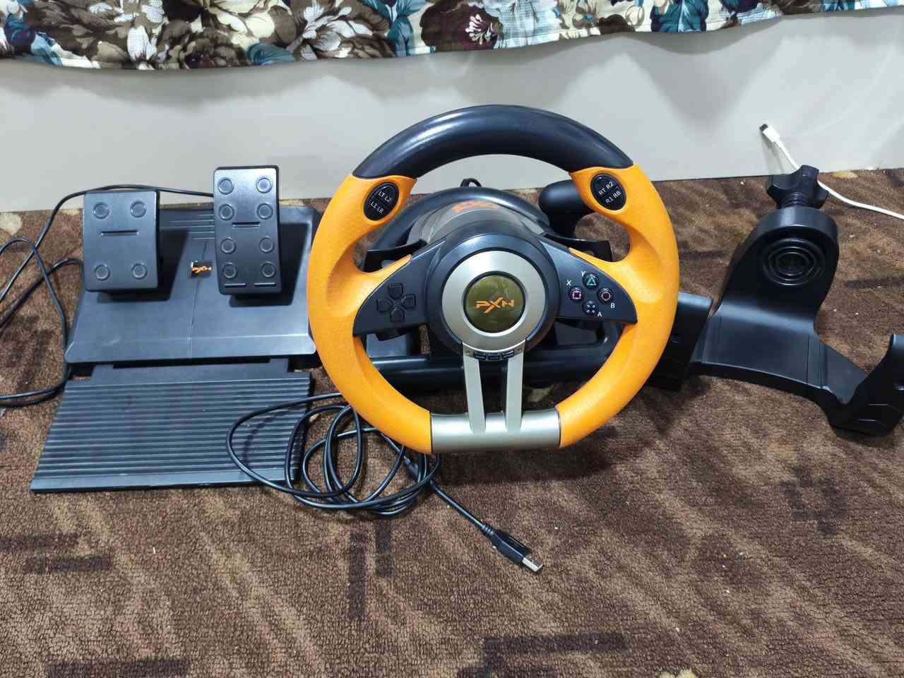 السلام عليكم
للبيع دركسون من شركة(PXN) مع كامل ملحقاته مع كير
يشتغل على(PS3, PS4, XBOX, PC, SWITCH)
الجهاز الله شاهد عليه نضيف كلش نضافه (99٪) ومامستعمل شي بصيط جداً
السعر(75)وبي مجال
مكان بغداد الشعب يوجد توصيل للمناطق القريبه
للستفسار(***********)
