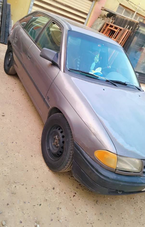 سياره للبيع اوبل موديل 92 سنويه جديد 2030 رقم كركوك دفتر بنزين بي سيات جديد مال بيت سعر 40بي مجال مكان كركوك رقم موبايل *********** على واتساب

