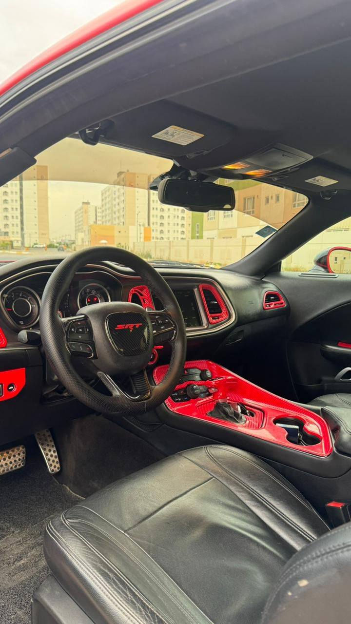 تشالنجر شيكر 2015 وارد أمريكي

المحرك 5.7 HEMI
گير أوتوماتيك
الممشى 71 ألف ميل
اللون أحمر مميز 

السيارة حادثها سطحي بنيد فقط
وبالعراق صبغ صفحة سائق
رقم بغداد تحويل مباشر

الموقع بغداد المنصور

للتواصل
*********** واتساب أو اتصال
