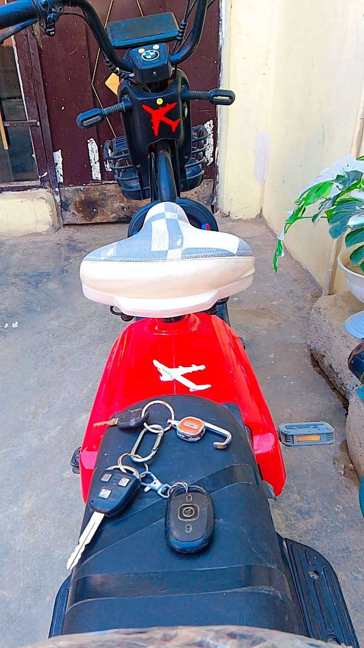 السلام عليكم بايسكل شحن للبيع  السعر  225 الرقم   ‏‪0788 602 5743‬‏
