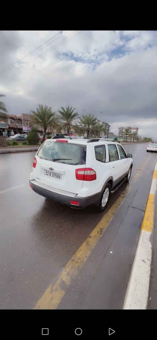 السلام عليكم مهافي مديل 2012 السيارة جديدة فول 1/1 عدة زراك لايت مري شفط الصندوك شفط كشنات خزن ميموري وضعيتين كهرباء ستيرن كهرباء تحكمات ستيرن كروز سرعة فتحة شاشة كامرة حساسات امامي وخلفي لايت زنون عدسة زارعلهة فول عالي ناصي بيهة بعد هواي معروفة بسمي سنوية لل 2030 بيهة بس خشم الجاملغ الأمامي صبغ علئ كد شبر والباقي كفالة  تخم تاير صار اقل شهر شادة جديد رايدهة ب 155 بيهة مجال قليل مكاني بغداد الشعب للإستفسار ***********
