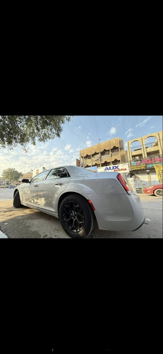 السلام عليكم اوبامه مديل 23 s فول موصفات برقم بغداد حادث موضع بل منشور السعر 273  وبيه مجال قليل ***********
