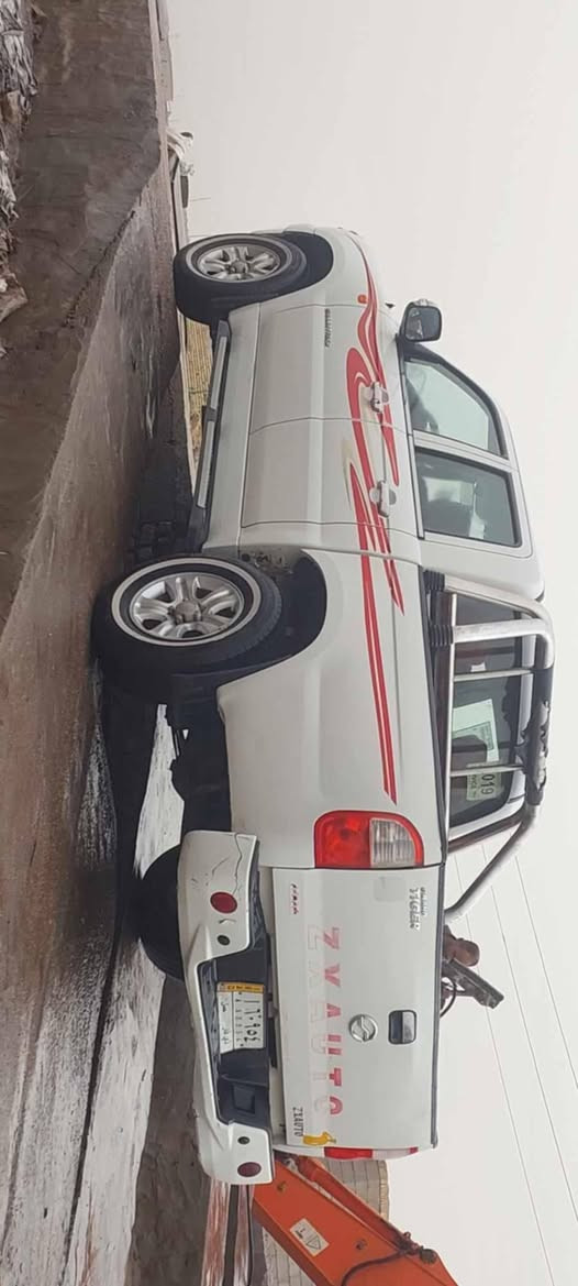 سلام بيكم كران تايكر 2019  رقم ذقار
بيه حادث بنيد جاملغ سياره حلوه ونضيفه

كير حداديه كله شرط  سيارة تخم تايرات 

كهربايات كله شغال شرط التحويل مشروع

وطني سيارة مالت جناي العنوان بغداد ابو بشام

 للمراوس حسب القناعه
  رقمي الاتصال  ***********
