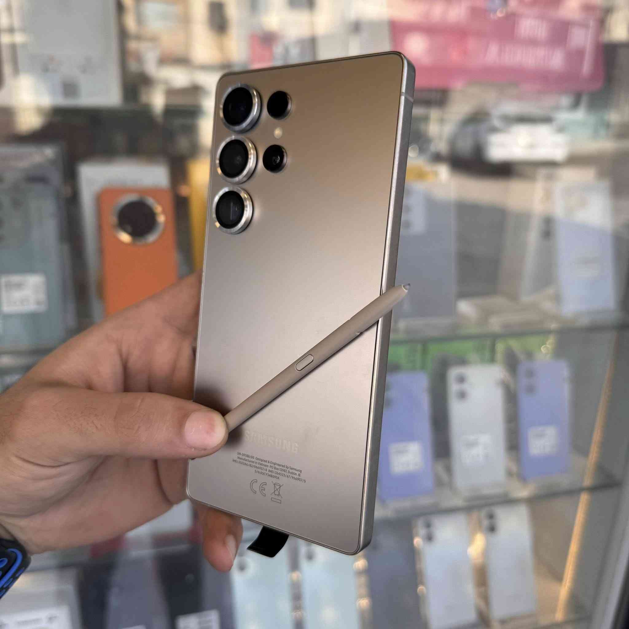 متوفر مستخدم سامسونك الترا 25 
ضمان عين الفهد مع كرت الشاشة نظافة الجهاز عالية.
بعده داخل الضمان الجهاز مكفول.
السعر 1,190,000 
اقساط تحميل 15‎%‎ فقط على 10 اشهر بدون مقدمة

للإستفسار *********** - *********** 
بغداد - سبع ابكار - سوق السمكة - مقابيل دائرة الكهرباء.

#بغداد #العراق
#المناسب
#المناسب_للموبايل
#ايفون_العراق #أجهزه_مستخدمه
#ايفون #سامسونك #انفنكس #هونر 
#iphone #Samsung #honor
