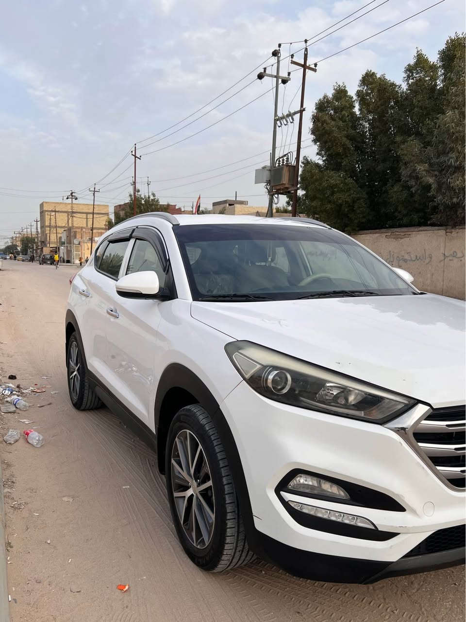 توسان خليجي موديل 2017 اربيل ، السيارة نظيفه كلش ماشيه 117 حقيقي ، بيها بارد بالبنيد صغير وباب السايق هم بيها بارد صغير للاستفسار *********** Singapore
