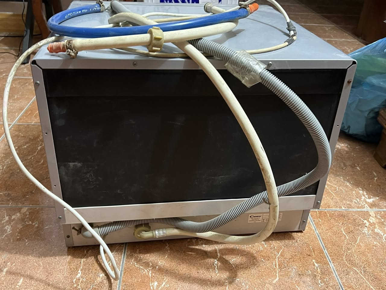 السلام عليكم
غساله صحون غير مستخدمة للاستفسار ***********
