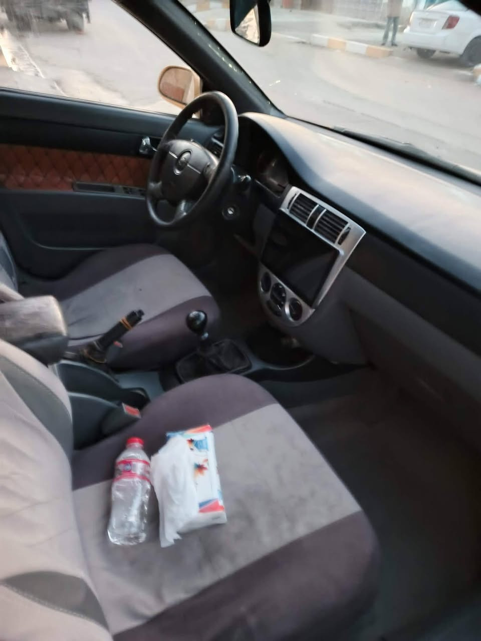 اوبترا ٢٠١٠ مداور ثاني يوم كير مكينه تبريد مكفول كير عادي باب مبدل ورى لسايق سيارة نضيفه جدا مكاني ناصرية مركز سعر٥٨  وبيها مجال
رقم الهاتف ***********
