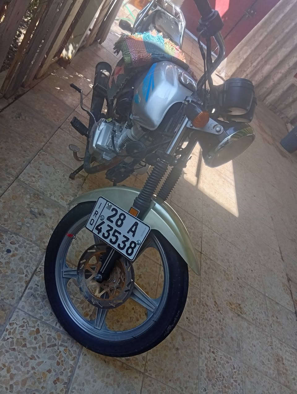 سلام عليكم دراجه دايون لبيع موديل 19رقم وسنويه انكليزي بسمي المكان النجف الأشرف كهربائيات شغاله السعر 1150وبيها مجال رقم ***********
