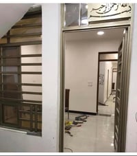 مشتمل جديد زيرو طابق اول يحتوي  على غرفتين. حمام ومطبخ ومنورين. قرب جا...