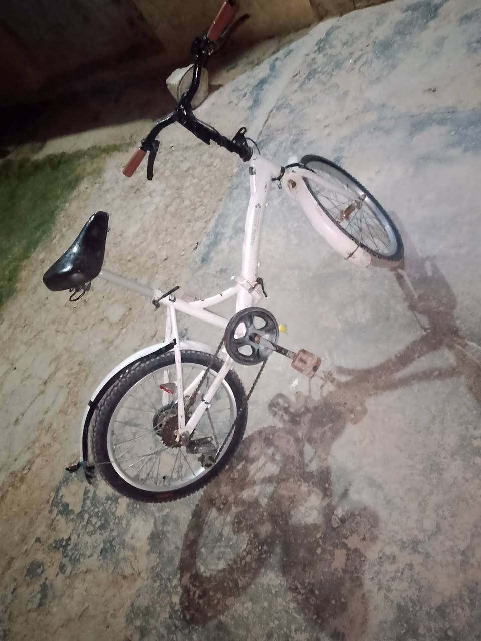 السلام عليكم بايسكل حجم20للبيع قير البايسكل كلشي ميعوزه سعره60بي مجال ادمن وافق


**إذا كنت صاحب هذا الإعلان وتريد حذفه لأي سبب، رجاءا أرسل رسالة إلى الدعم الفني**